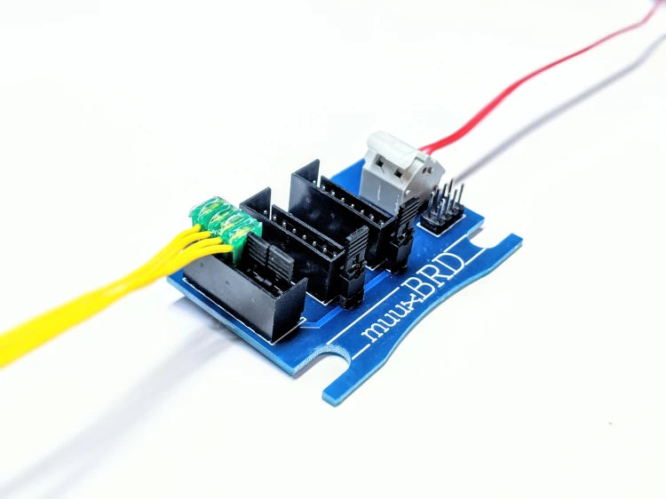 A QS-12 series breakout board  connected to a Cobra firing system and several MJG ematches wired in series