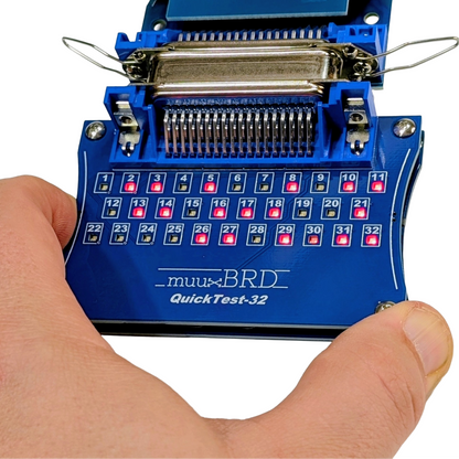 QuickTest-32 for FireOne and StarFire cable connected slats, connected to a QuickPlug slat