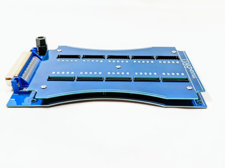 QC-50 QuickPlug 50–cue slat with external ground. 